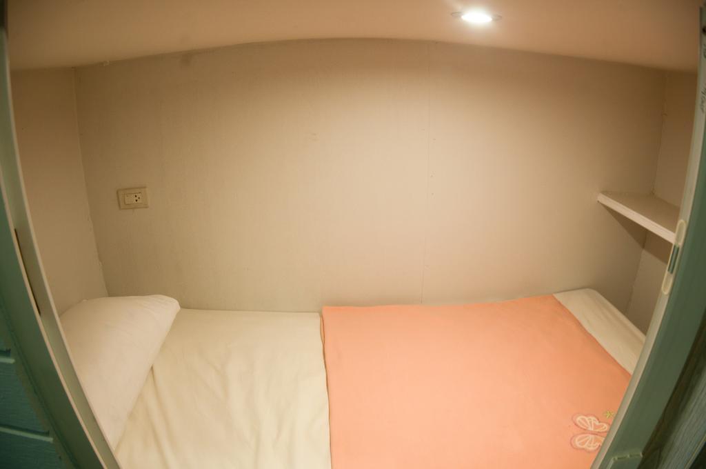 Hotel Capsule Suratthani Surat Thani Room photo
