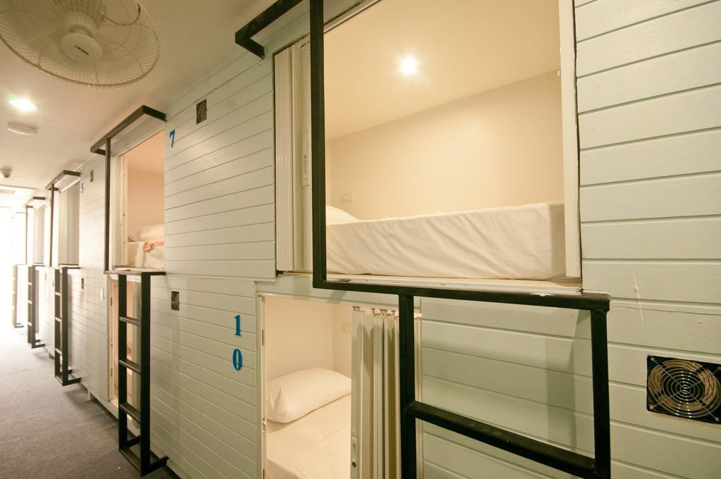 Hotel Capsule Suratthani Surat Thani Exterior photo