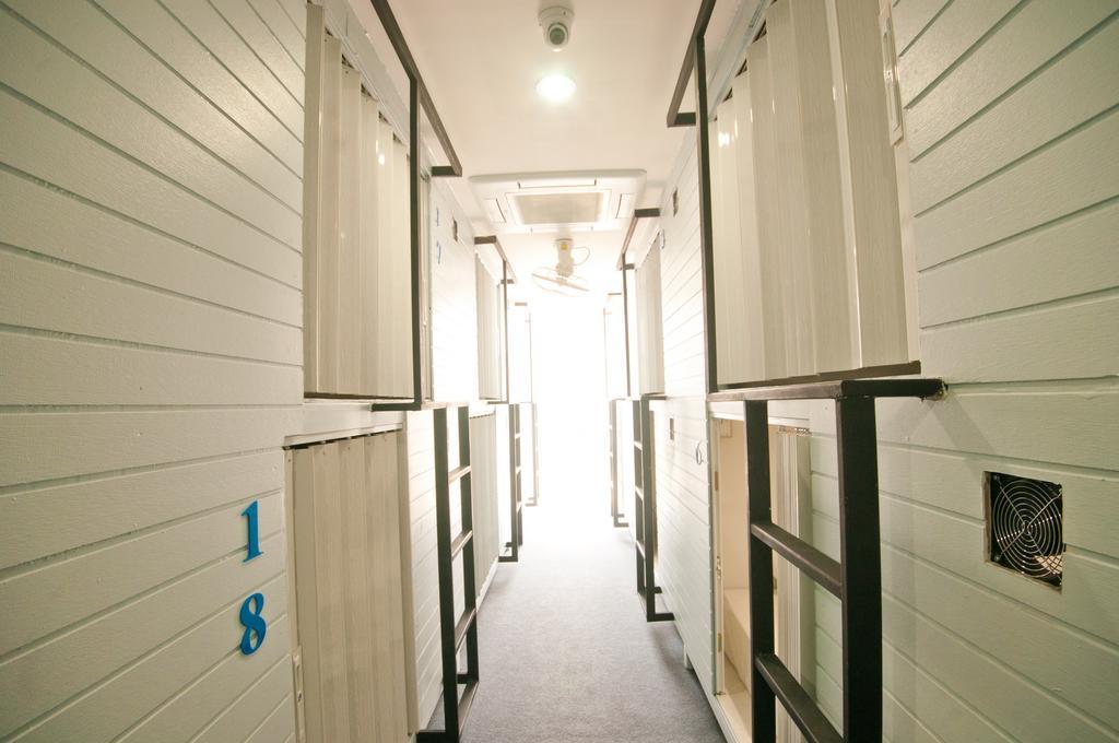 Hotel Capsule Suratthani Surat Thani Exterior photo